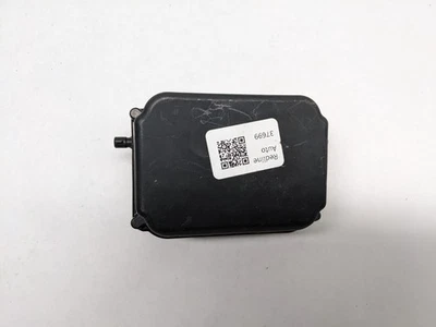Radar sensor de distancia de crucero adaptativo Toyota RAV4 2016-2018 88210-07010 Foto 1 de 4