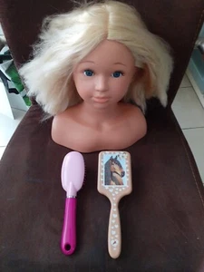 Frisierpuppe - Schminkkopf und 2 Haarbürsten - Bild 1 von 8