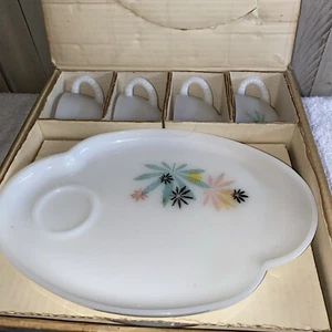Federal Atomic Flower Milk Glass Patio Snack Sets Vintage New Mid-Century Modern - Picture 1 of 16