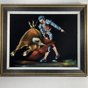 Vintage Stierkampfszene Matador und Stier Gemälde auf Samt gerahmt - Bild 1 von 13
