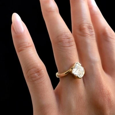 18k Yellow Gold Diamond Ring 1 Ct IGI Certified Lab Created Asscher Cut E F  VS - Image 1 of 4