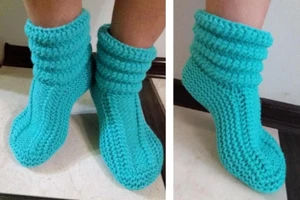 SOCKS BOOTS SLIPPERS BOOTS HOUSE SHOES KNITTED WOMAN TURQUOISE NEW HANDMADE - Picture 1 of 5