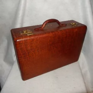 Vintage Alligator Hard Travel Train Case Vanity Accessory Luggage Brooklyn NY - Picture 1 of 11