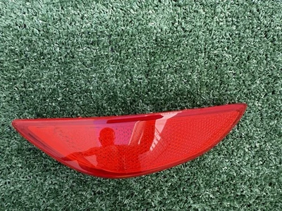 Reflector de parachoques trasero lado izquierdo Hyundai Accent 2012-2017 OEM 92405-1R000 Foto 1 de 4