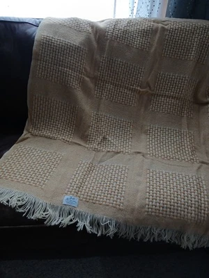 Manta Faribo clásica vintage 100 % lana bronceada/crema tiro con flecos hecha en EE. UU. Foto 1 de 4
