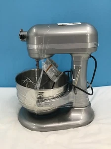 KitchenAid Professional 600 Mixer ( Tested/ Works ) With 3 Attachments - Picture 1 of 8