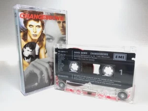 David Bowie CHANGESBOWIE Cassette TCDBTV-1 **DIGITALLY REMASTERED** VG+/VG+ - Picture 1 of 9