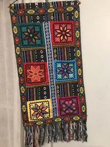 Mayan Aztec Hand Woven Wall Hanging Rug 28” X 13” ~ With Six Pockets ~ Beautiful - Picture 1 of 4