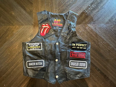 Hot Leathers Women's Leather Vest Black Large with patches - Image 1 of 4