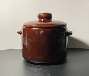 WESTBEND USA Brown Glazed Round Bean Pot With Lid 6 1/4" Tall - Picture 1 of 13