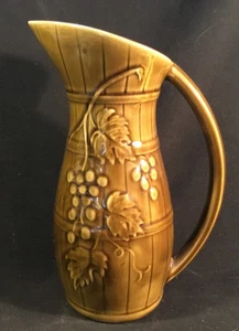 Antique French Majolica "Grapes & Leaves" Pitcher from Sarreguemines c.1970s - Picture 1 of 9