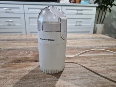 Molinillo de café Proctor Silex E160BY funciona muy bien Foto 1 de 2