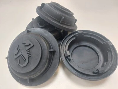 Coppia di Tappi oversize (Maggiorati) 500/595/695 Abarth/FIAT Plug&Play per LED - Immagine 1 di 4