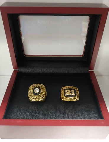 Roberto Clemente - Pittsburgh Pirates 2 Ring Set With Wooden Display Box Cover