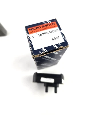 Honeywell Micro Switch 163PC01D36 Pressure Sensor NEW - Image 1 of 4