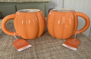 Par de tazas de calabaza de cerámica naranja ~ Otoño Halloween ~ Nuevas con etiquetas - Imagen 1 de 4