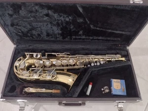Yamaha YAS-21 lila Logo Altsaxophon ungetestet für Teile oder Reparatur - Bild 1 von 16