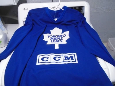 CCM Maska Toronto Maple Leafs Jersey XL - Image 1 of 4