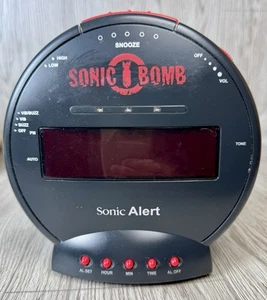 Sonic Alert SBB500ss V3 Sonic Bomb Loud Alarm Clock Works Great No Vibrator - Picture 1 of 4