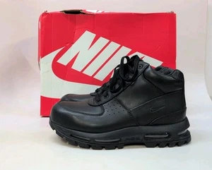 Nike Air Max Goadome 865031-009 Herren Leder Stiefel US 9,5 Dreifach Schwarz (60978) - Bild 1 von 16