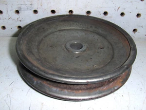 AYP, ARIENS, CRAFTSMAN, MURRAY, MTD LAWN & GARDEN TRACTOR 5 1/4" DECK SHEAVE - Picture 1 of 5