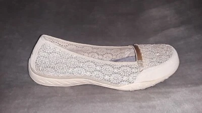 SKECHERS Relaxed Fit "Breathe Easy" (Sz 10) Slip On Comfort Casual Ballet Flat - Image 1 of 4
