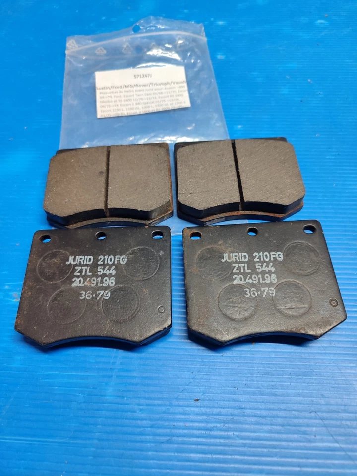 Pastiglie Freno Anteriori Jurid Per: Austin: 1800 64-74, Ford: Escort Twin Ca - Immagine 1 di 1