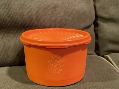 VINTAGE TUPPERWARE  HARVEST ORANGE SERVALIER CANISTER  6" 1298-12 WITH LID - Image 1 of 4