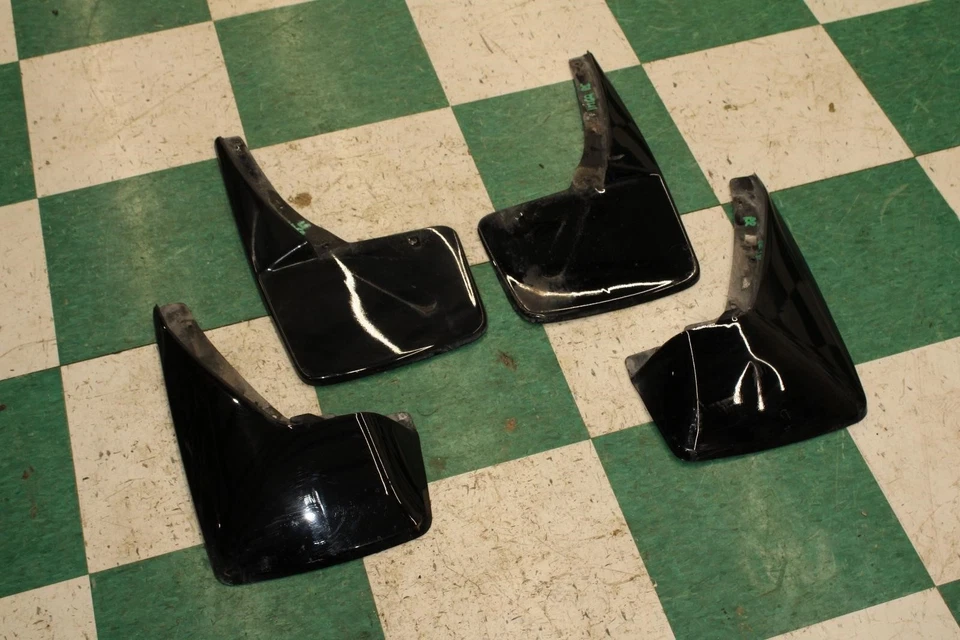 *SCUFF* 07-14 GM SUV Black Painted LH RH Front Rear Mud Flap Set 4x OEM Four WTY - Image 1 of 4