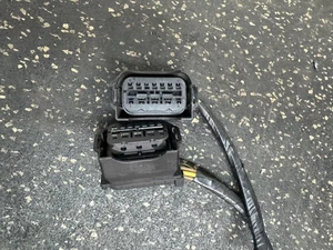 BMW F01 F02 E63 E64 E90 E92 E93 Headlight Plug Wire Connector pair set OEM - Picture 1 of 6