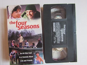 The Four Seasons - VHS - PG 1981 ‧ Comedy/Romance ‧ 1h 49m - Imagen 1 de 2