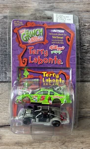 Terry Labonte #5 Kellogg's Grinch 2000 Chevy Monte Carlo Action Diecast 1:64 - Picture 1 of 3
