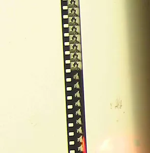 Vintage JIMI HENDRIX in BLACK HAT - REG 8mm 100 Ft ROLLE Black & White FILM FILM - Bild 1 von 4