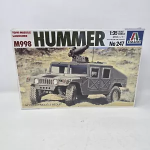 Italeri 247 M998 Hummer TOW-Missile Launcher 1:35 Nuovo Piano Costruzione Forato New - Foto 1 di 12