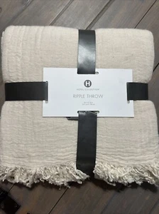 Nuevo $360 Hotel Collection Ripple Throw Cream - Gasa Feel 50 x 70 Ligero - Imagen 1 de 6