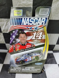 Tony Stewart #14 MOBIL 1 / OFFICE DEPOT 2012 Impala 1:64 Spin Master - Picture 1 of 3