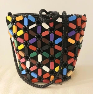 VERY UNUSUAL QUIRKY STYLISH WOODEN BEAD SHOULDER BUCKET BAG BNWOT - Picture 1 of 1