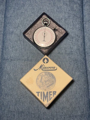 Temporizador dividido de acero inoxidable Minerva vintage con caja Foto 1 de 4