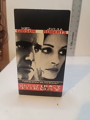 Conspiracy Theory (VHS, 1997) Mel Gibson, Julia Roberts New & Factory Sealed Foto 1 de 4