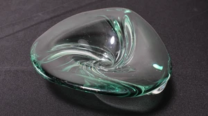 Signed Val Saint Lambert Art Glass dish – 6" - Green Swirl - Belgian Crystal - Picture 1 of 8