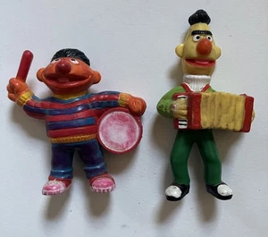 Bert Ernie Accordion Drum PVC Figure 1982 Tara Toy Sesame Street Pls Read - Picture 1 of 9
