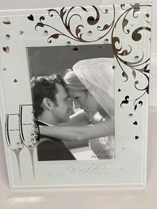 Beautiful Wedding Day Frame - Picture 1 of 6