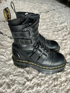 Dr. Martens JADON AXXEL Gr.37 Schwarz - neuwertig !! - Bild 1 von 16