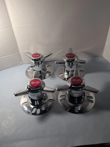 4 WESTERN CAPS 3 BAR SPINNERS  5 LUG TURBINE WHEELS  RED FLAG W/ 3 1/4  CENTER - Picture 1 of 3