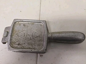 Molde de fundición de peso de pesca vintage H-1 18A con forma de plátano - Imagen 1 de 4