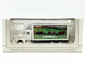 1/64 Peterbilt Straight Truck Farmall DX Series - Picture 1 of 1