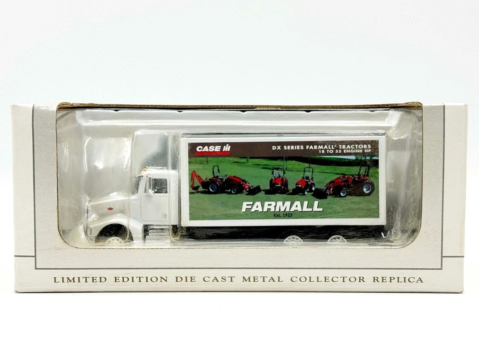 1/64 Peterbilt Straight Truck Farmall DX Series - Image 1 of 1