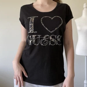 y2k Women’s Guess Brand Tee Shirt - Picture 1 of 4