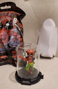 Marvel Deadpool Domez Mini Series 3 Hula Grass Skirt Dancer Figure Blind Bag - Picture 1 of 9