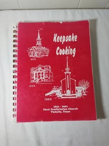 Keepsake Cooking First Presbyterian Church Victoria Texas 2001 Large Print - Picture 1 of 13
